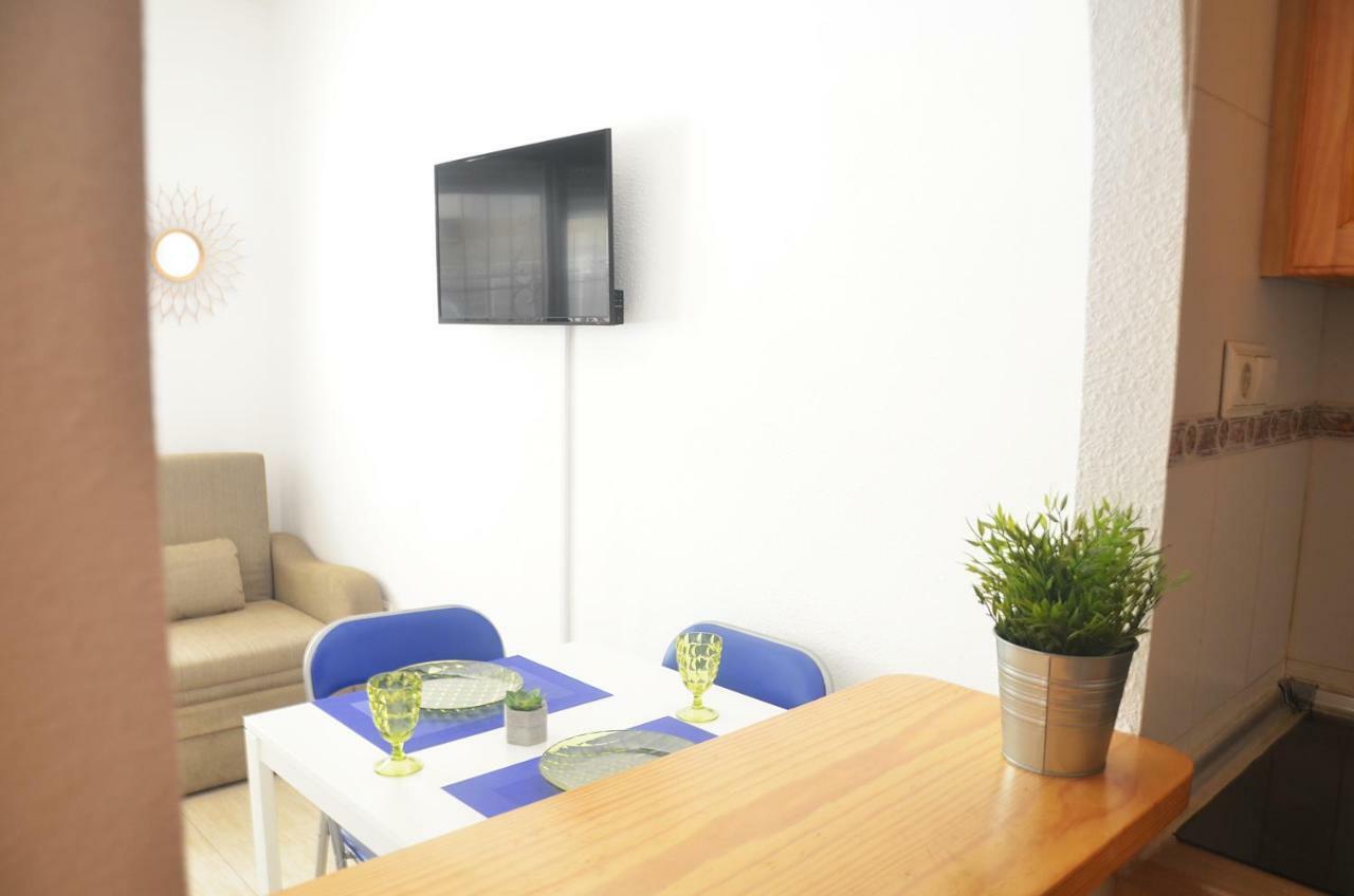 Pretty Studio With Swimming Pool Torrevieja Buitenkant foto